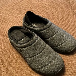 Skechers Go Lounge shoe/slippers
